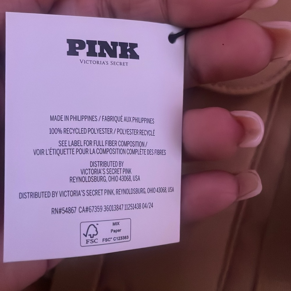 Pink camel backpack. - Picture 5 of 7